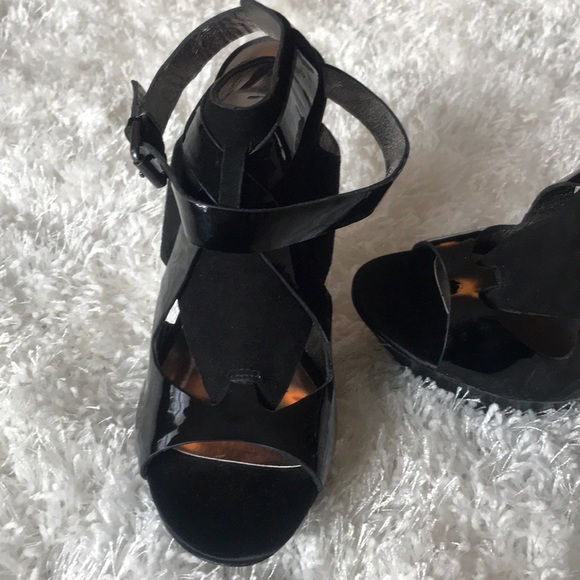 Peep Toe Heels - Picture 4 of 5